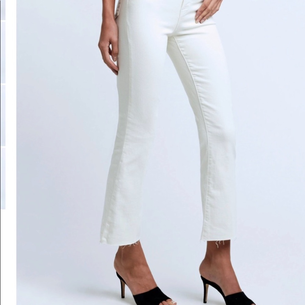 L’Agence crop flare